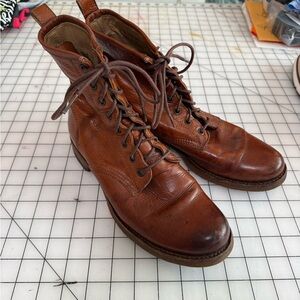 Frye Women’s Brown Leather Lace-Up Boots size 9